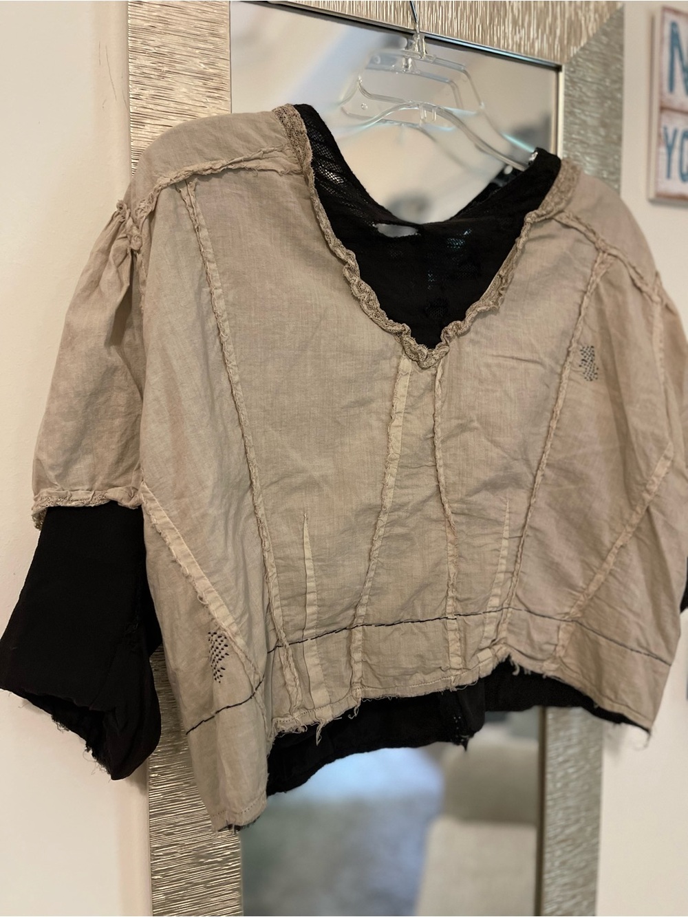 Magnolia Pearl Taupe Layered Puff-Sleeve Tunic with Black Underlayer - Picture 4 of 5